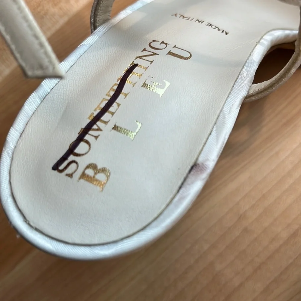New Something Blue Halen Heels size 10 BUT